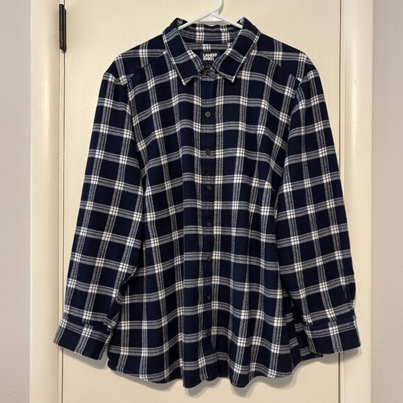 Lands' End Women’s Plus Blue Plaid Flannel Boyfriend Button-Front Shirt Top 2X - Picture 1 of 9